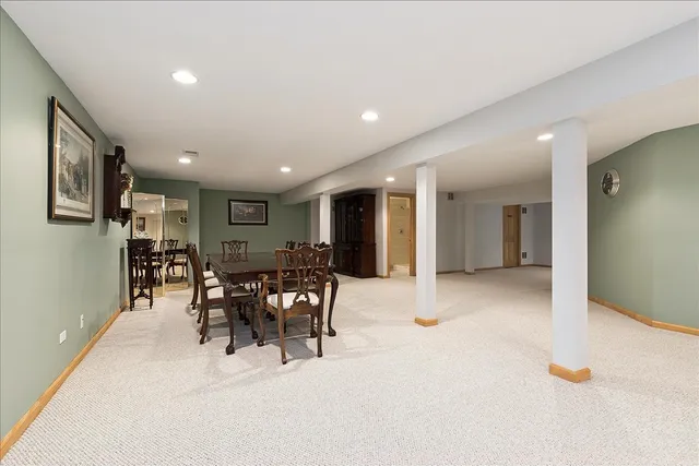 $389,900 | 16815 Crystal Court, Tinley Park, IL 60477