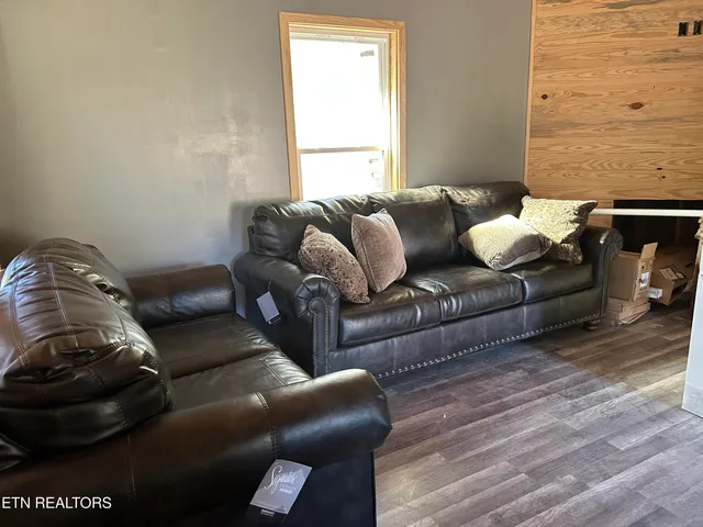 $375,000 | 269 Mountain Mist Lane, Del Rio, TN 37727