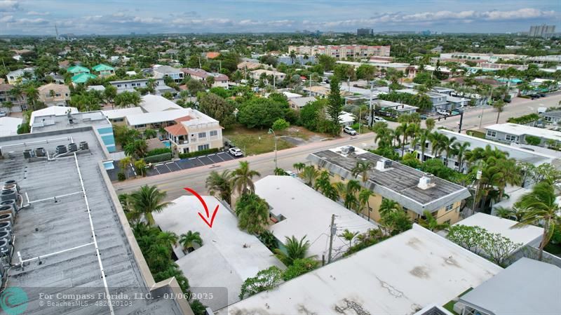 4548 North Ocean Drive, Unit 4 Lauderdale-by-the-Sea, FL 33308 - Photo 20 of 48 an aerial view of residential houses with outdoor space