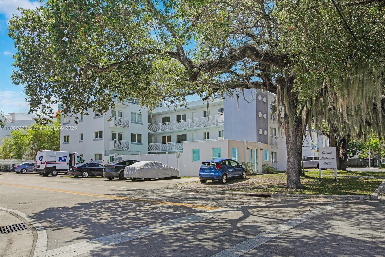 3101 Southwest 27th Avenue, Unit 203 Miami, FL 33133 - Photo 20 of 25