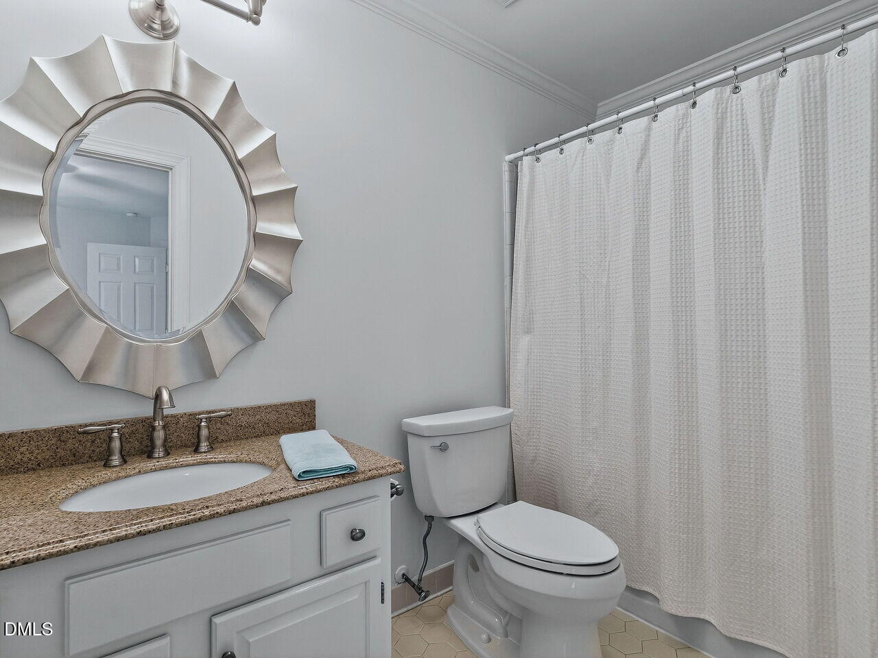 6113 Shelton Court Raleigh, NC 27609 - Photo 18 of 27 Secondary Full bath