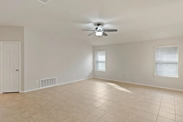 $1,895 | 6300 Dorothy Muree Drive, Temple, TX 76502