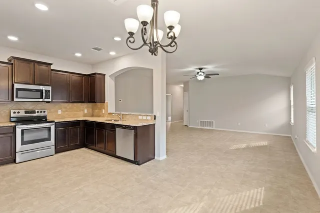 $1,895 | 6300 Dorothy Muree Drive, Temple, TX 76502