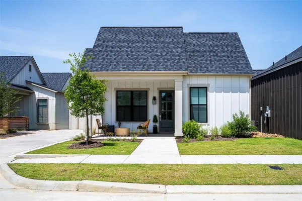 $2,360 | 15055 Gardenberry Lane, Cypress, TX 77429
