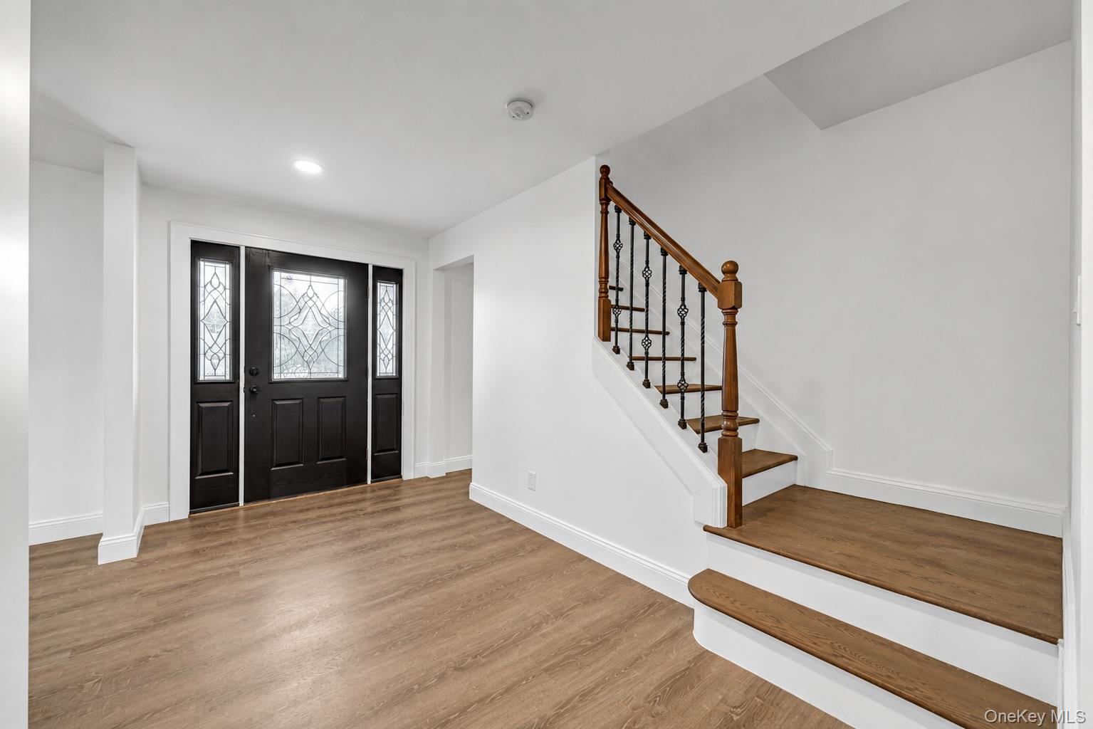 55 Yuma Lane East Islip, NY 11730 - Photo 4 of 21