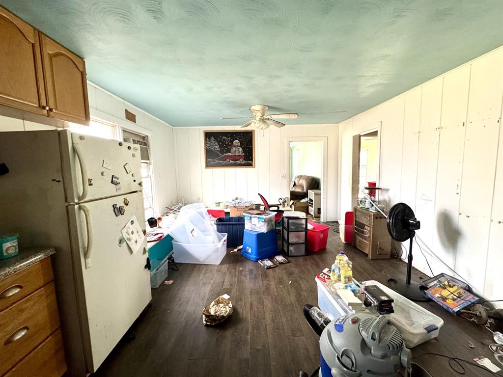 613 West Main Street Crowley, TX 76036 - Photo 14 of 30 Kitchen is fully open to the Dining Area
