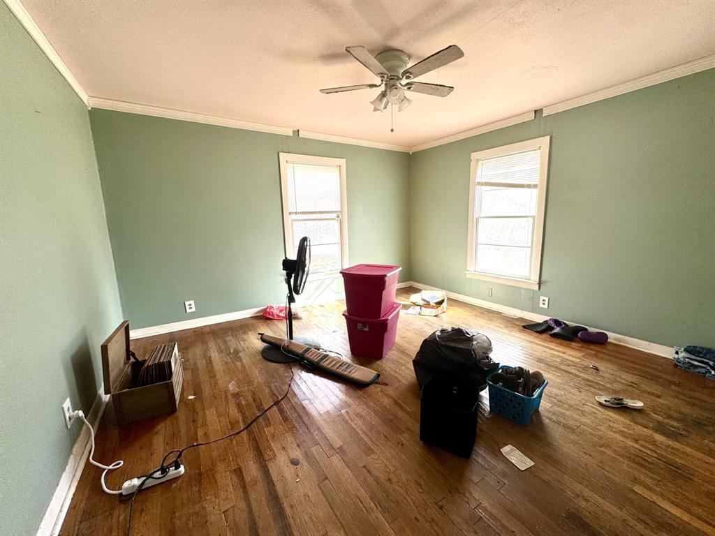 613 West Main Street Crowley, TX 76036 - Photo 16 of 30