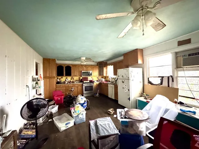 $179,900 | 613 West Main Street, Crowley, TX 76036