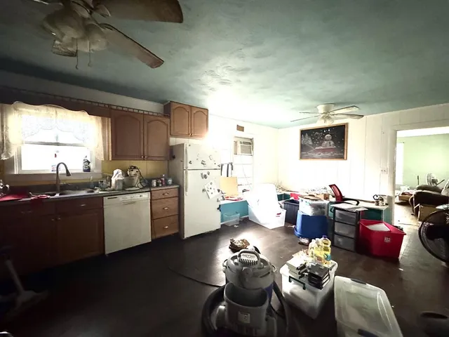 $179,900 | 613 West Main Street, Crowley, TX 76036