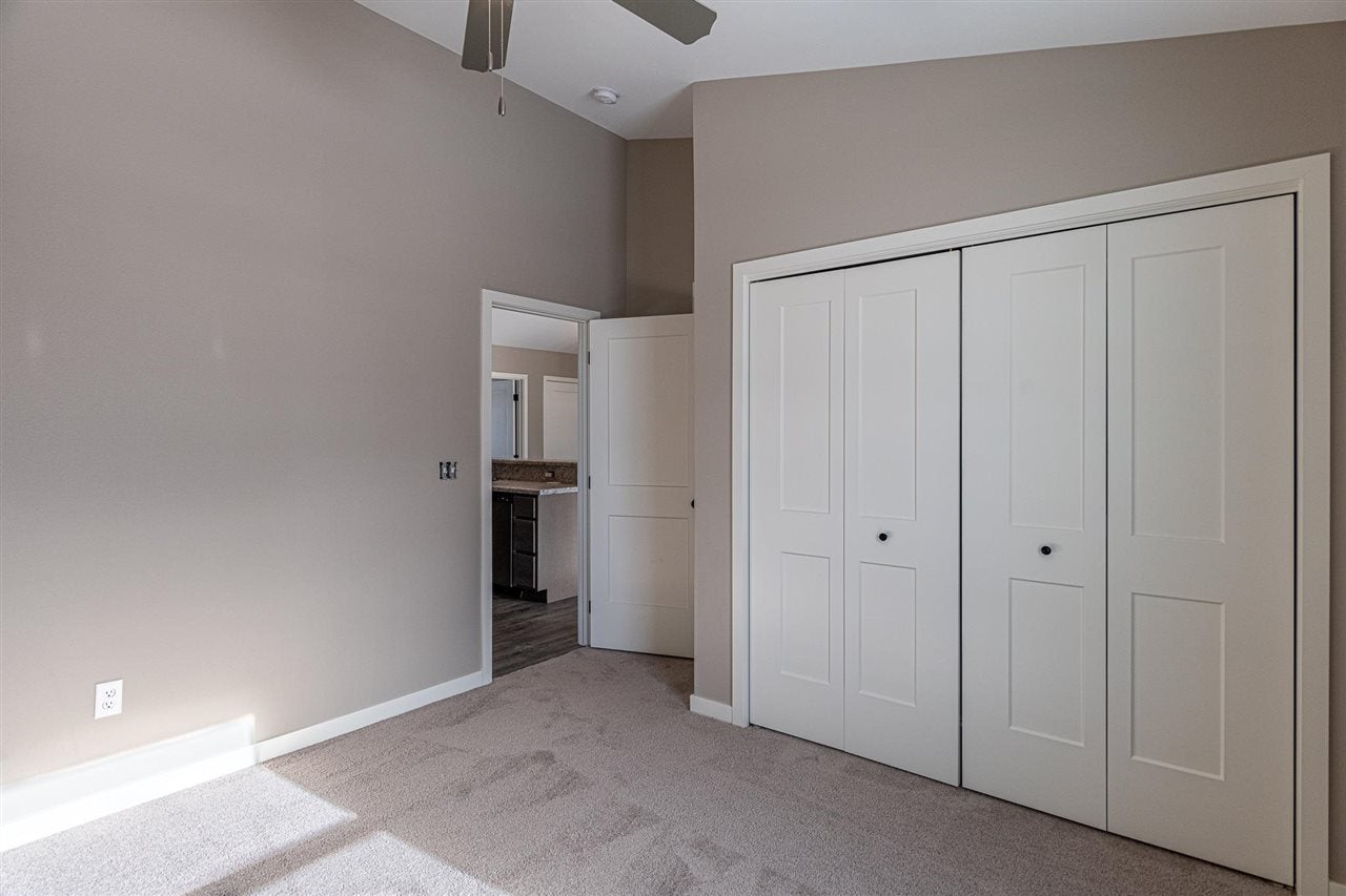 394 Maple Court Solon, IA 52333 - Photo 10 of 20 Gallery Image 10