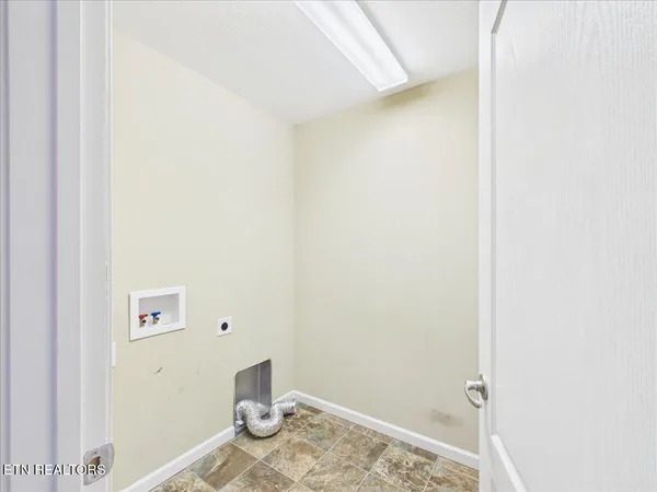 $349,000 | 241 Stonefield Drive, Harrogate, TN 37752