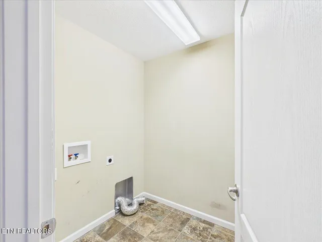 $359,000 | 241 Stonefield Drive, Harrogate, TN 37752