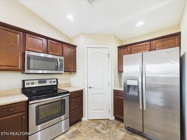 $349,000 | 241 Stonefield Drive, Harrogate, TN 37752