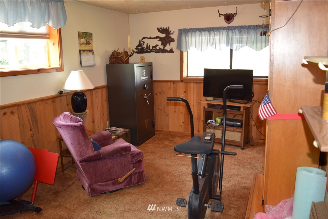 554 Southwest 18th Street Chehalis, WA 98532 - Photo 14 of 24