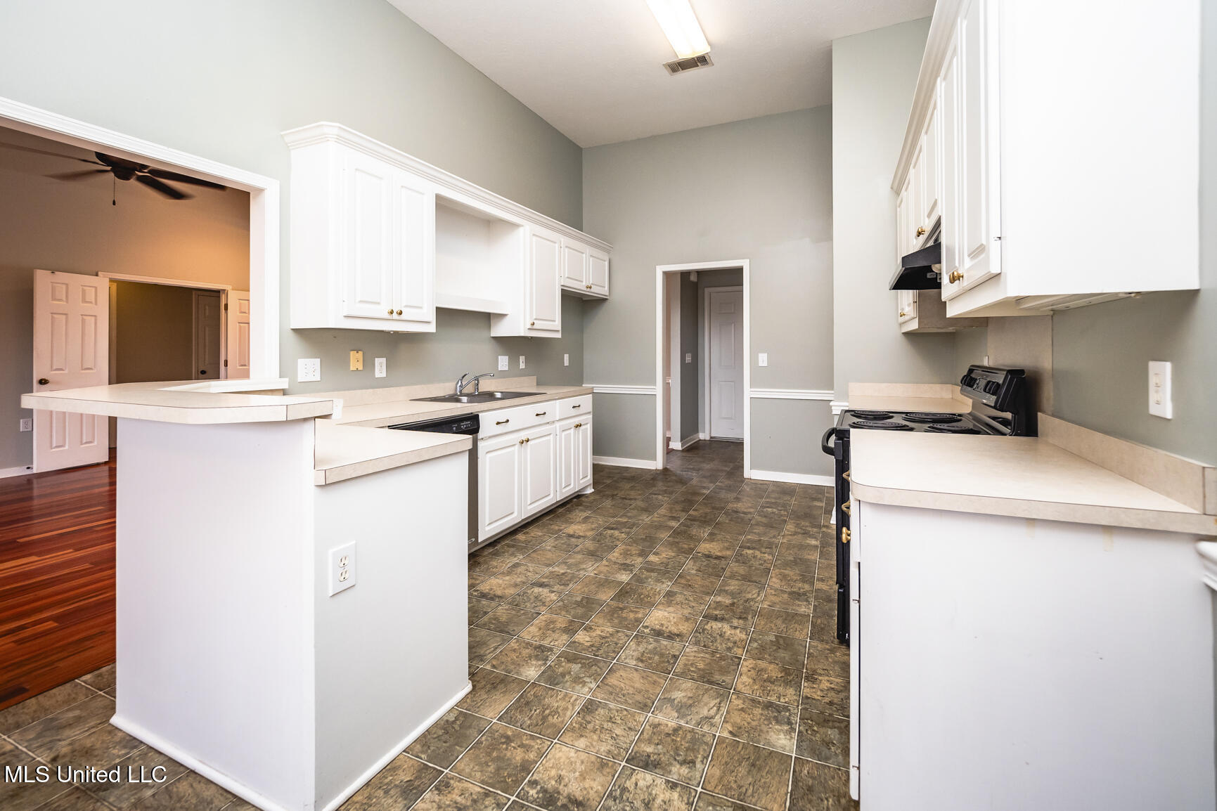 136 Evergreen Way Flowood, MS 39232 - Photo 16 of 35 136 evergreen way-16