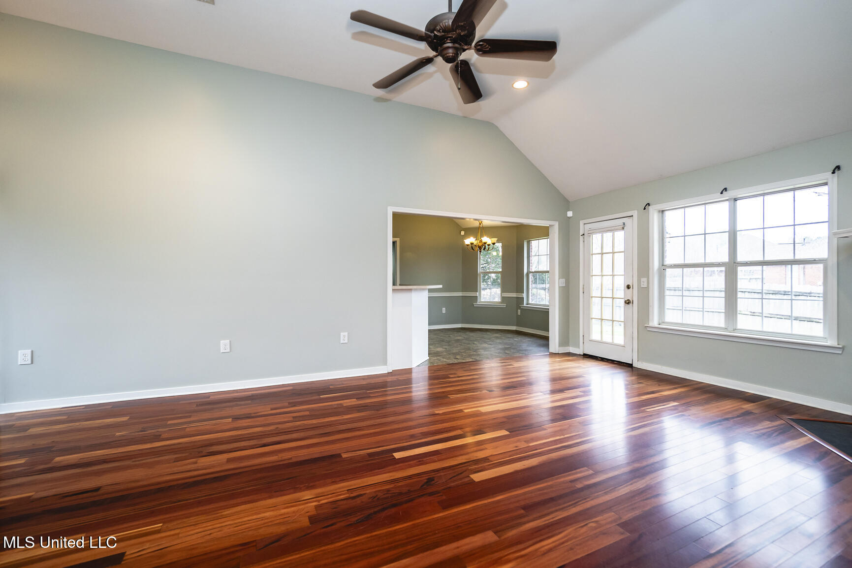 136 Evergreen Way Flowood, MS 39232 - Photo 6 of 35 136 evergreen way-6
