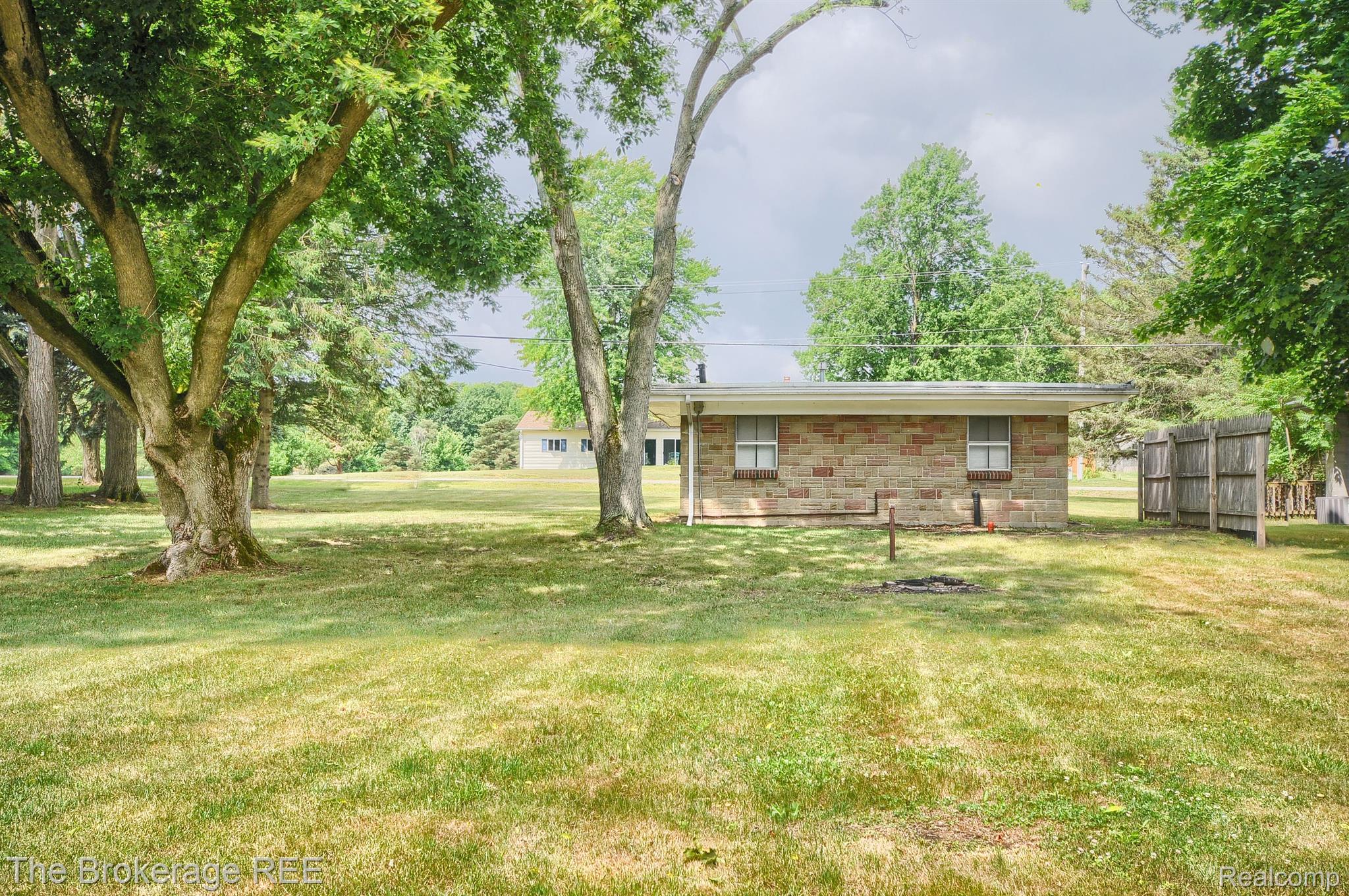 8432 Neff Road Mount Morris, MI 48458 - Photo 20 of 25 Gallery Image 20