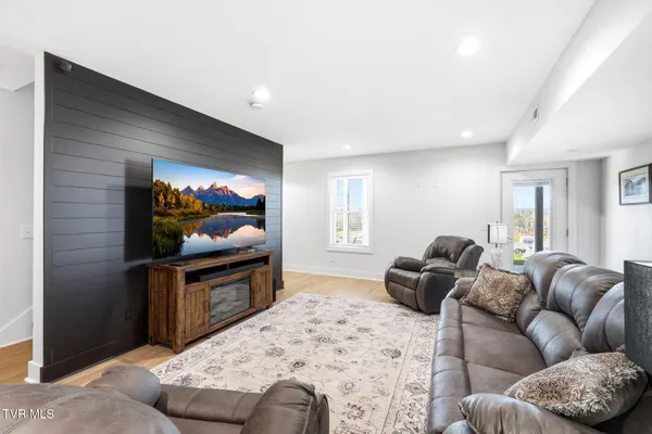 $674,900 | 3078 Calton Hill, Kingsport, TN 37664