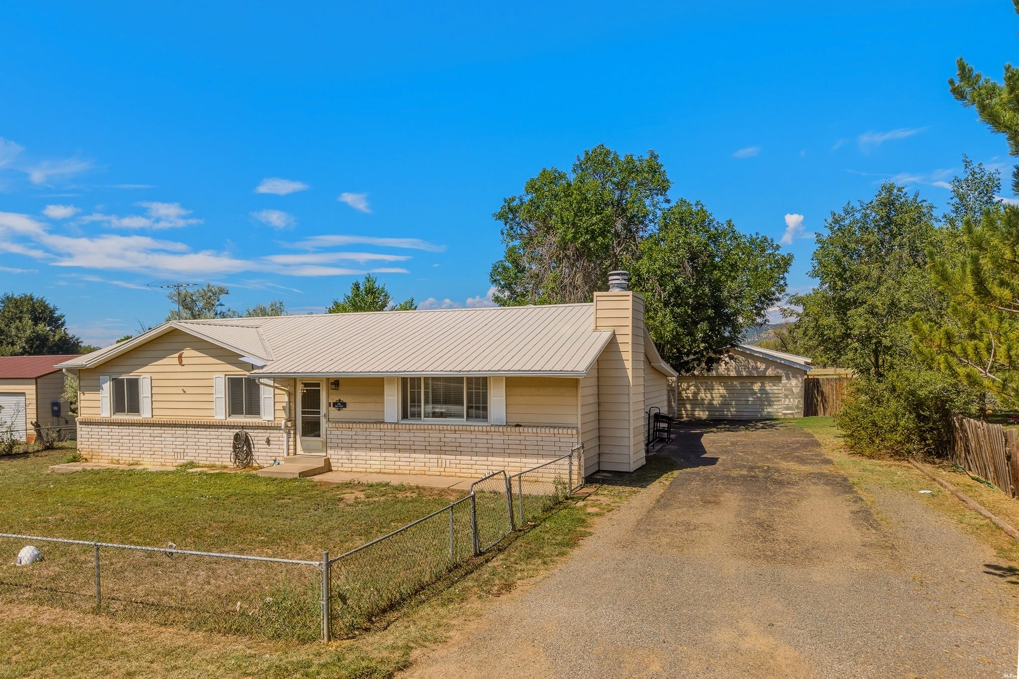 106 Hill Drive Raton, NM 87740 - Photo 2 of 37 Gallery Image 2