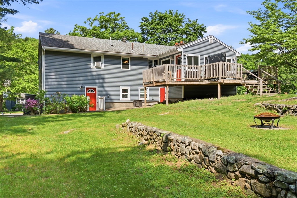 79 Martin Road Reading, MA 01867 - Photo 36 of 42