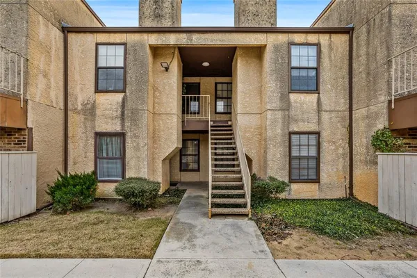 $114,999 | 1735 Crest Grove Drive, Arlington, TX 76012