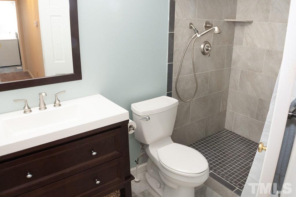 1004 Branchview Court Raleigh, NC 27610 - Photo 14 of 26 Gallery Image 14