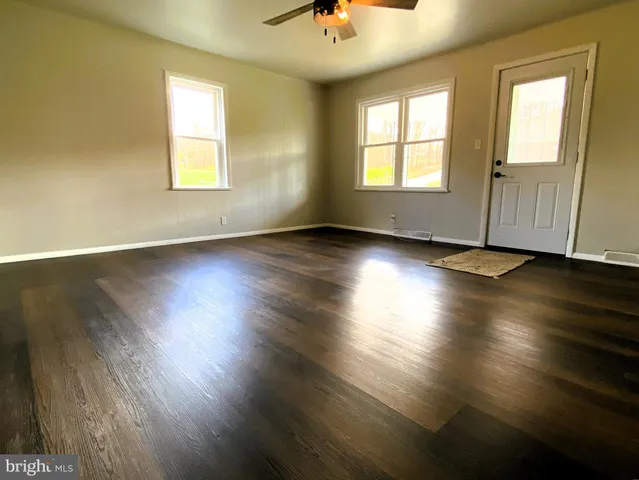 $207,000 | 15915 Williams Road Southeast, Cumberland, MD 21502