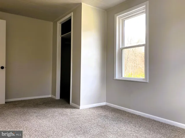 $207,000 | 15915 Williams Road Southeast, Cumberland, MD 21502