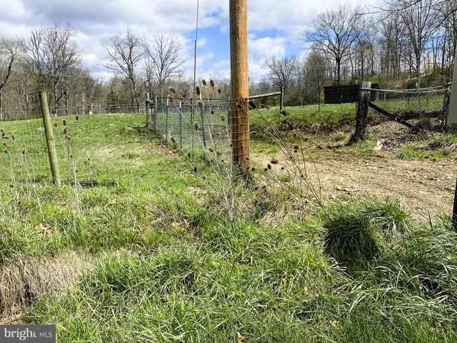 $207,000 | 15915 Williams Road Southeast, Cumberland, MD 21502