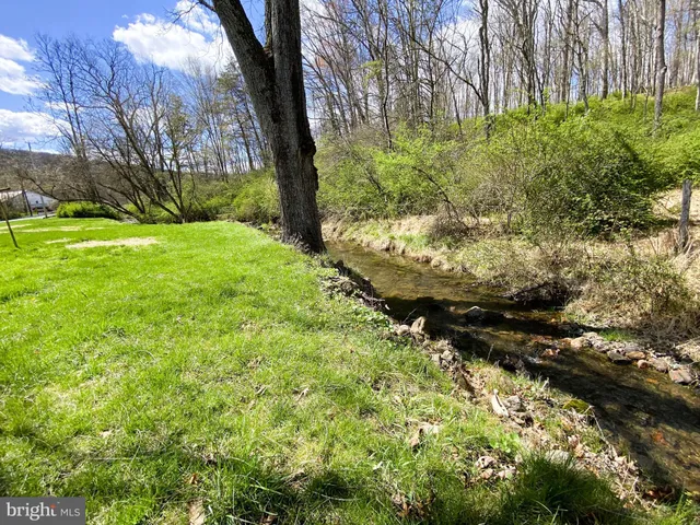 $207,000 | 15915 Williams Road Southeast, Cumberland, MD 21502