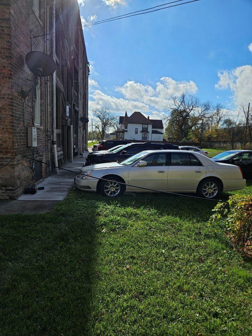 540 West 65th Street Chicago, IL 60621 - Photo 3 of 3 a view of yard with patio