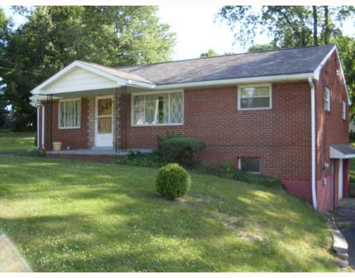 123 Cliff Mine Road Coraopolis, PA 15108 - Photo 1 of 17 Exterior Front. Beautiful Brick Ranch