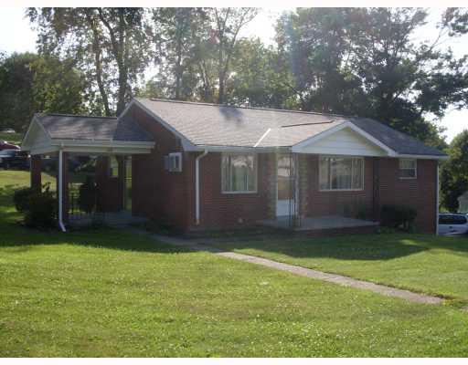 123 Cliff Mine Road Coraopolis, PA 15108 - Photo 3 of 17 Exterior Front.