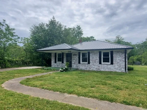 $185,000 | 5402 Highway 100, Lyles, TN 37098