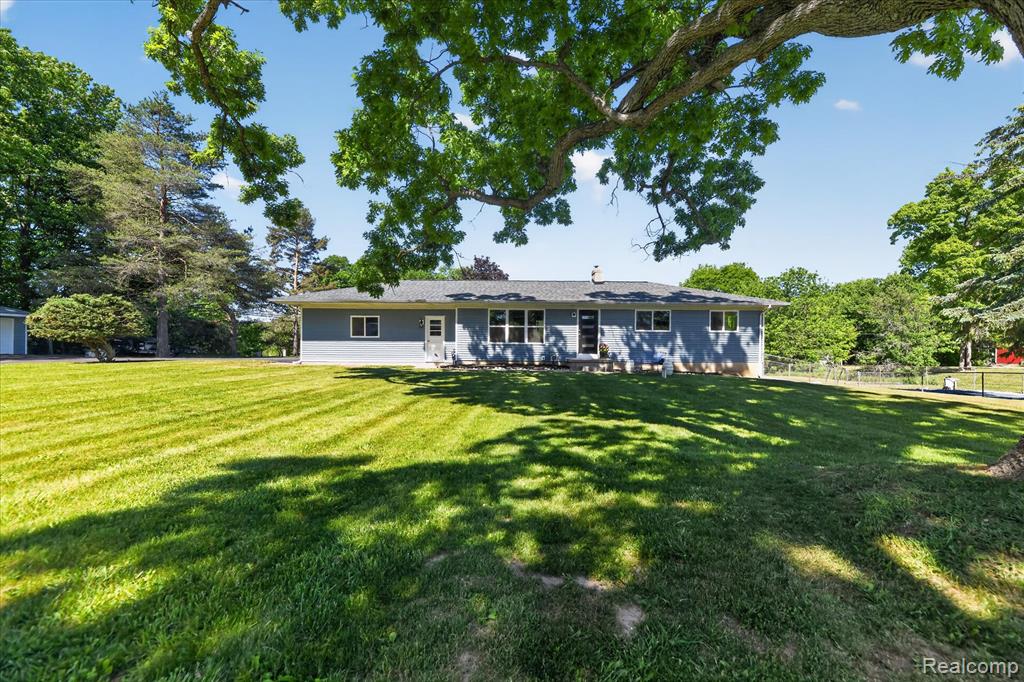 2250 Montague Road Davison, MI 48423 - Photo 2 of 45