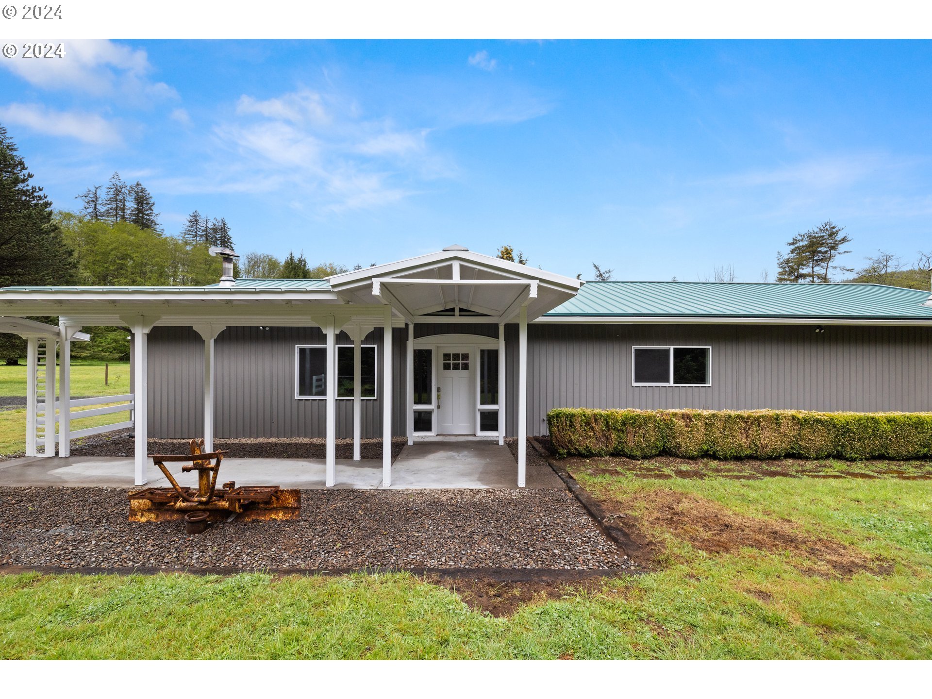 32181 Upper Nestucca River Road Beaver, OR 97108 - Photo 2 of 39 Gallery Image 2