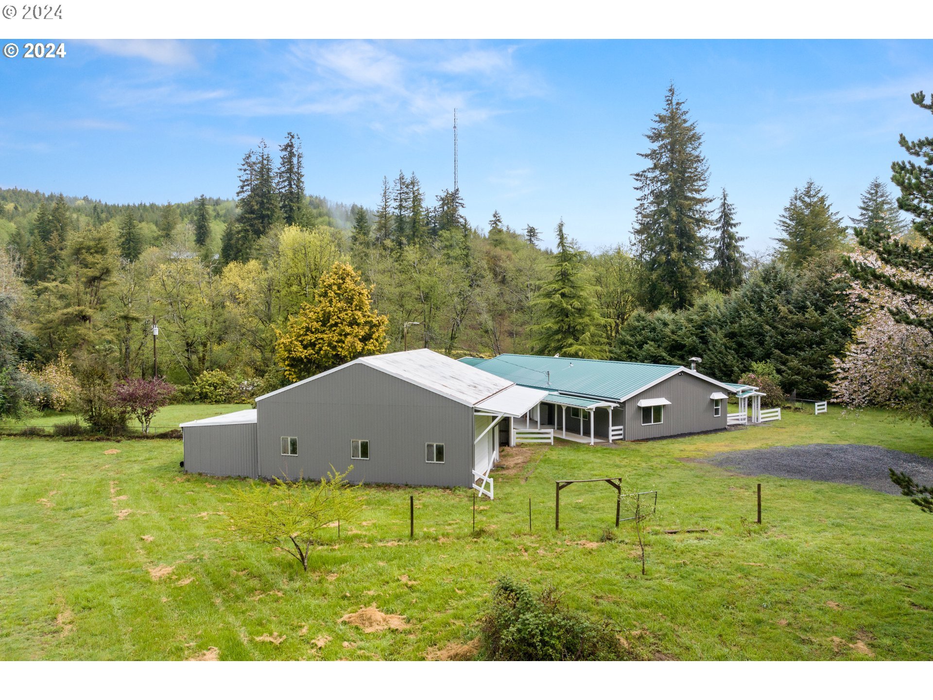 32181 Upper Nestucca River Road Beaver, OR 97108 - Photo 4 of 39 Gallery Image 4