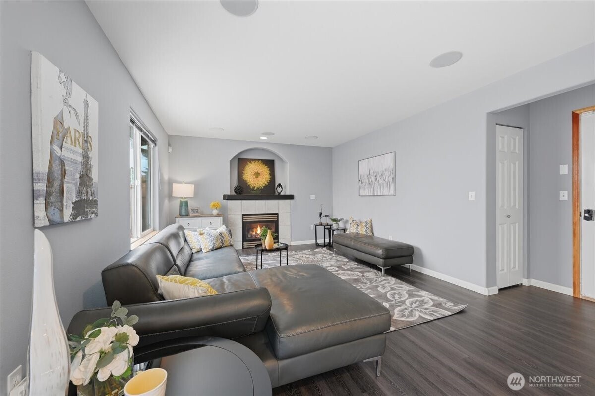 18319 8th Drive Southeast Bothell, WA 98012 - Photo 12 of 25