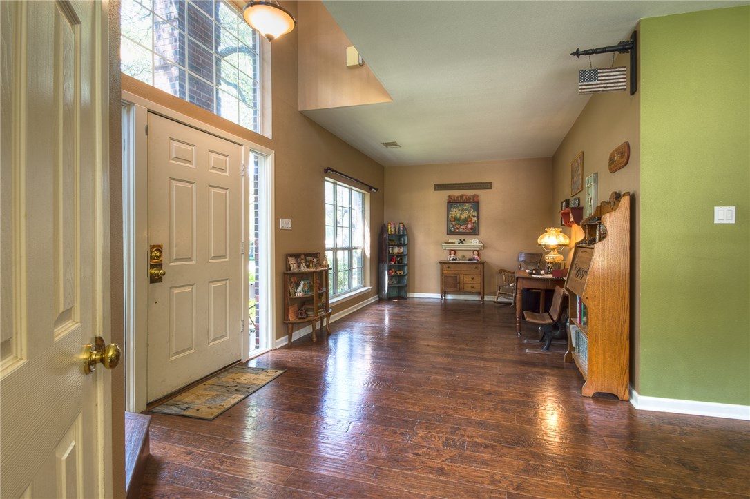 305 South Ridge Circle Georgetown, TX 78628 - Photo 1 of 1 Gallery Image 1