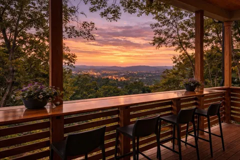 $1,999,000 | 335 Chamberlin Street, Nashville, TN 37209