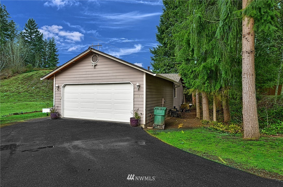 3107 Maltby Road Bothell, WA 98012 - Photo 2 of 27