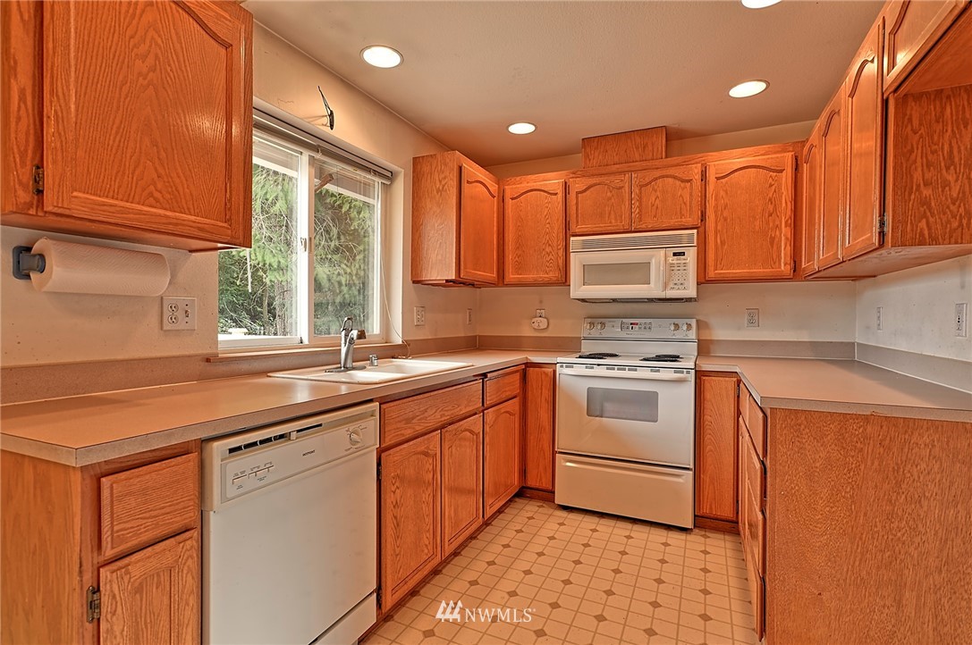 3107 Maltby Road Bothell, WA 98012 - Photo 9 of 27