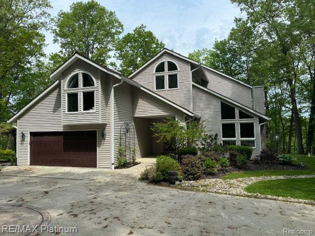 5234 King Road Howell, MI 48843 - Photo 1 of 21