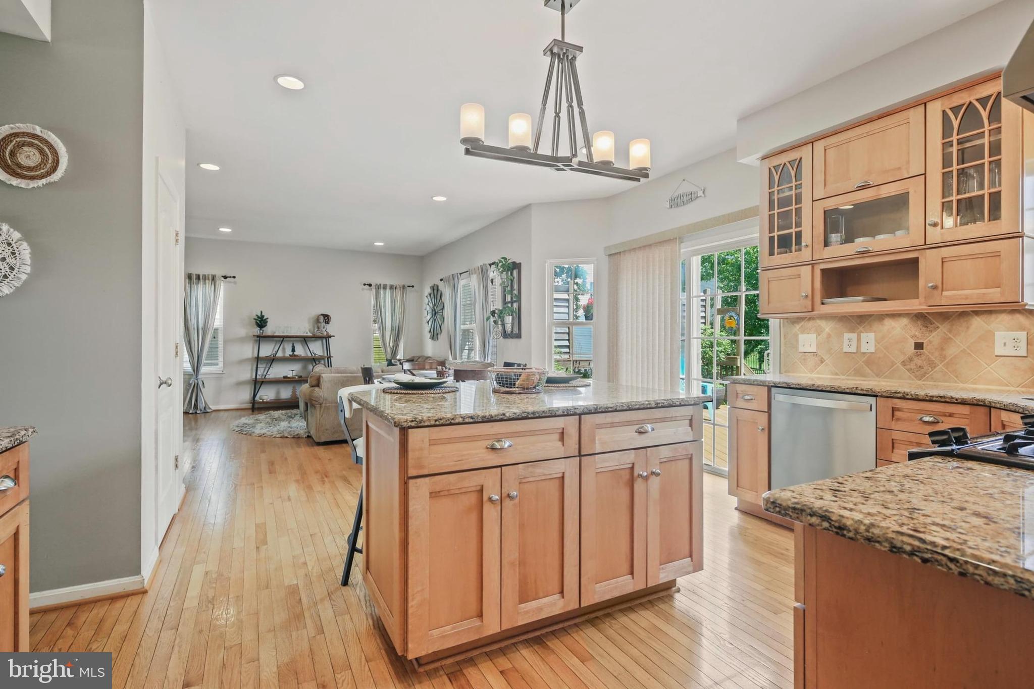 5015 Springhouse Circle Nottingham, MD 21236 - Photo 8 of 39 Island for Two