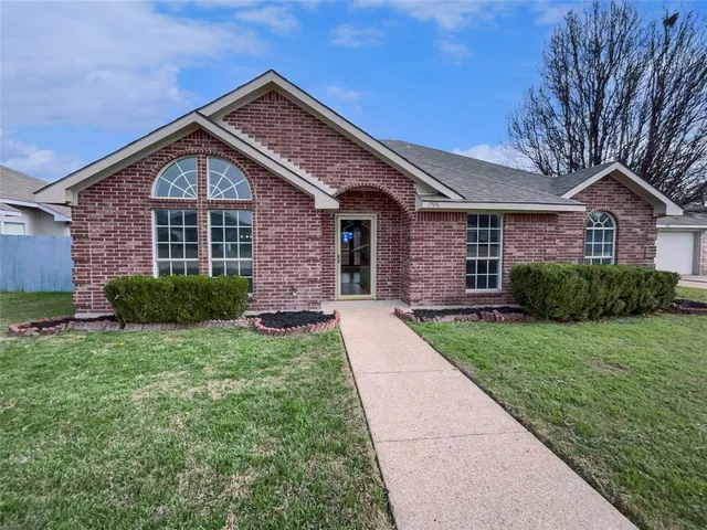 $268,000 | 1506 Pintail Court, DeSoto, TX 75154