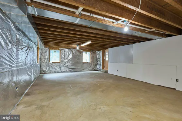 $900,000 | 6586 Braddock Road, Alexandria, VA 22312