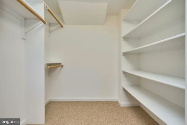 $900,000 | 6586 Braddock Road, Alexandria, VA 22312