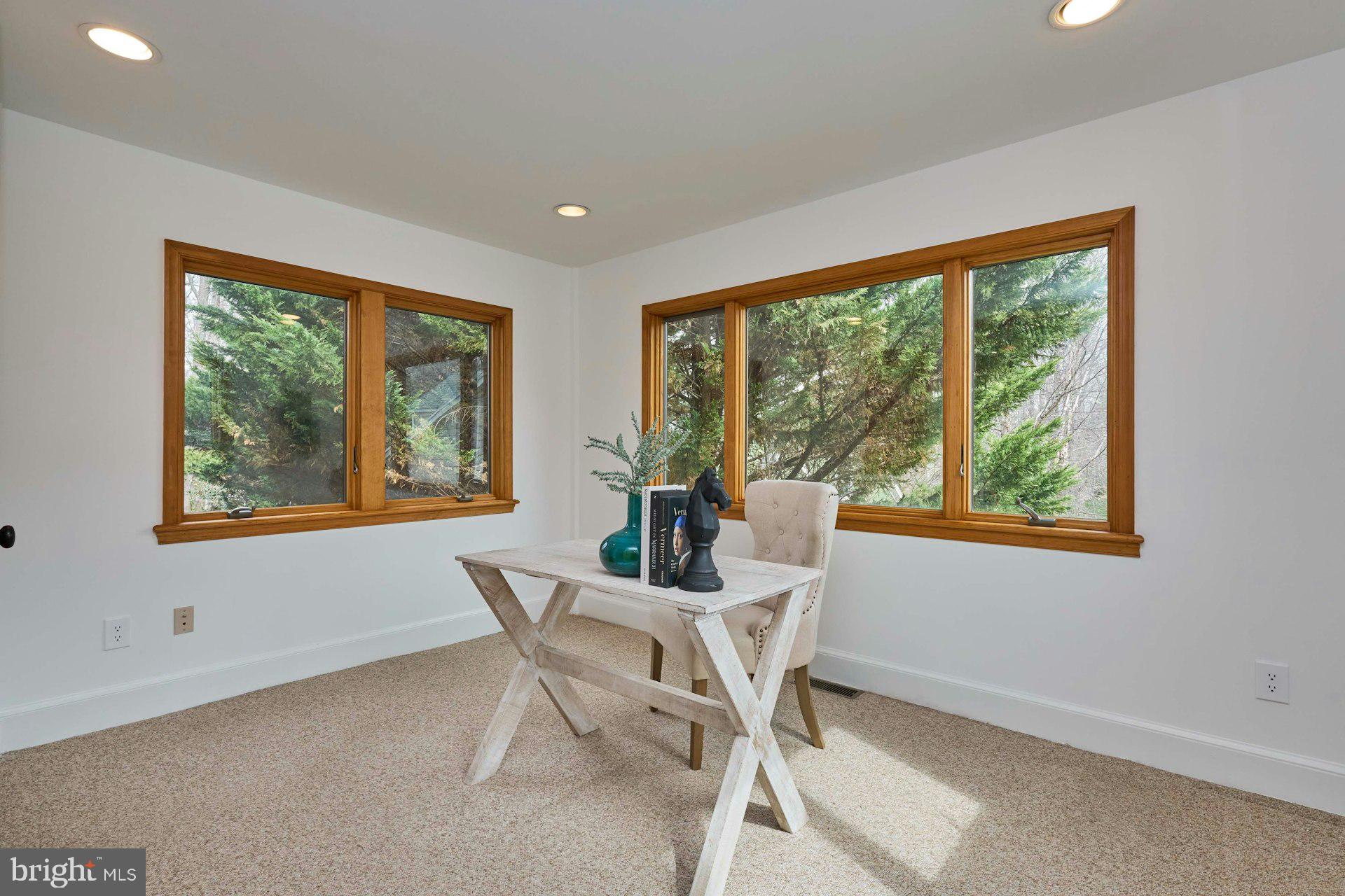 6586 Braddock Road Alexandria, VA 22312 - Photo 10 of 57 Office/Sun Room addition