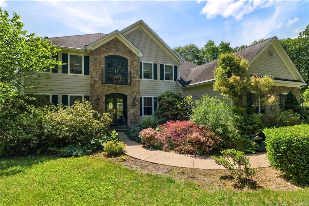 89 Northgate Road Woodbury, CT 06798 - Photo 1 of 1 Lovely front of home