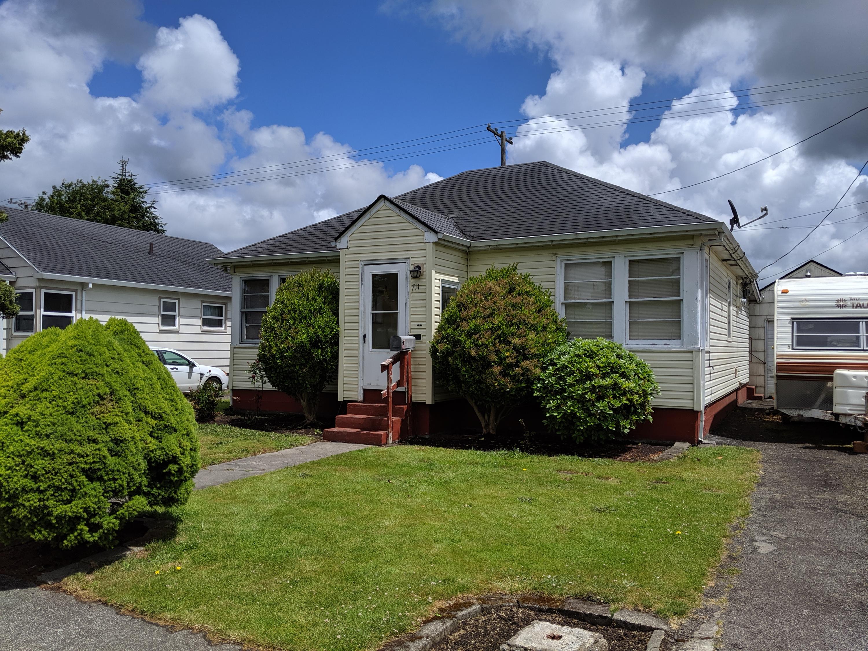 711 Manor Place Tillamook, OR 97141 - Photo 2 of 4 IMG_20190607_131248